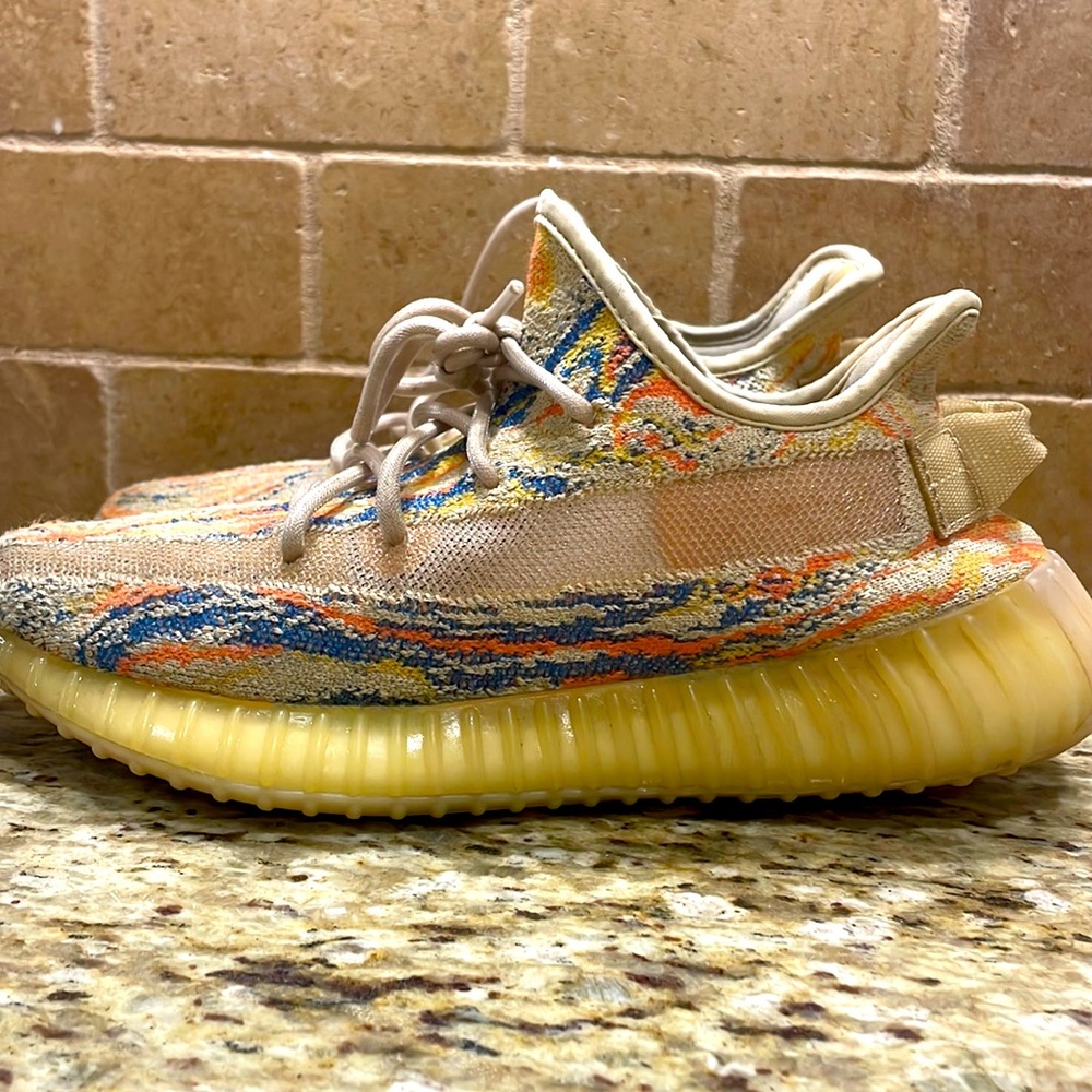 Yeezy Oat size 7.5